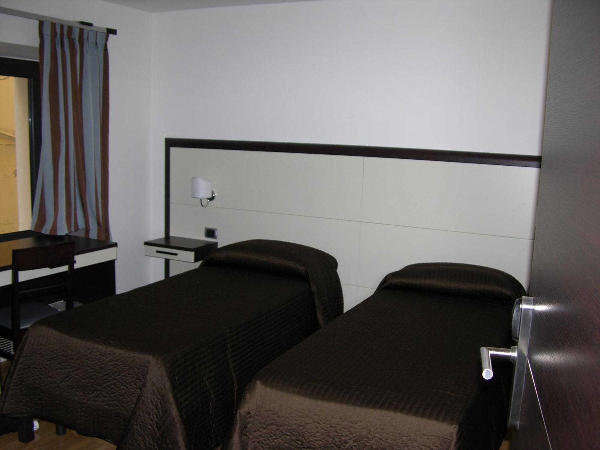 Baja Delle Sirene Bed & Breakfast Taranto Exterior photo