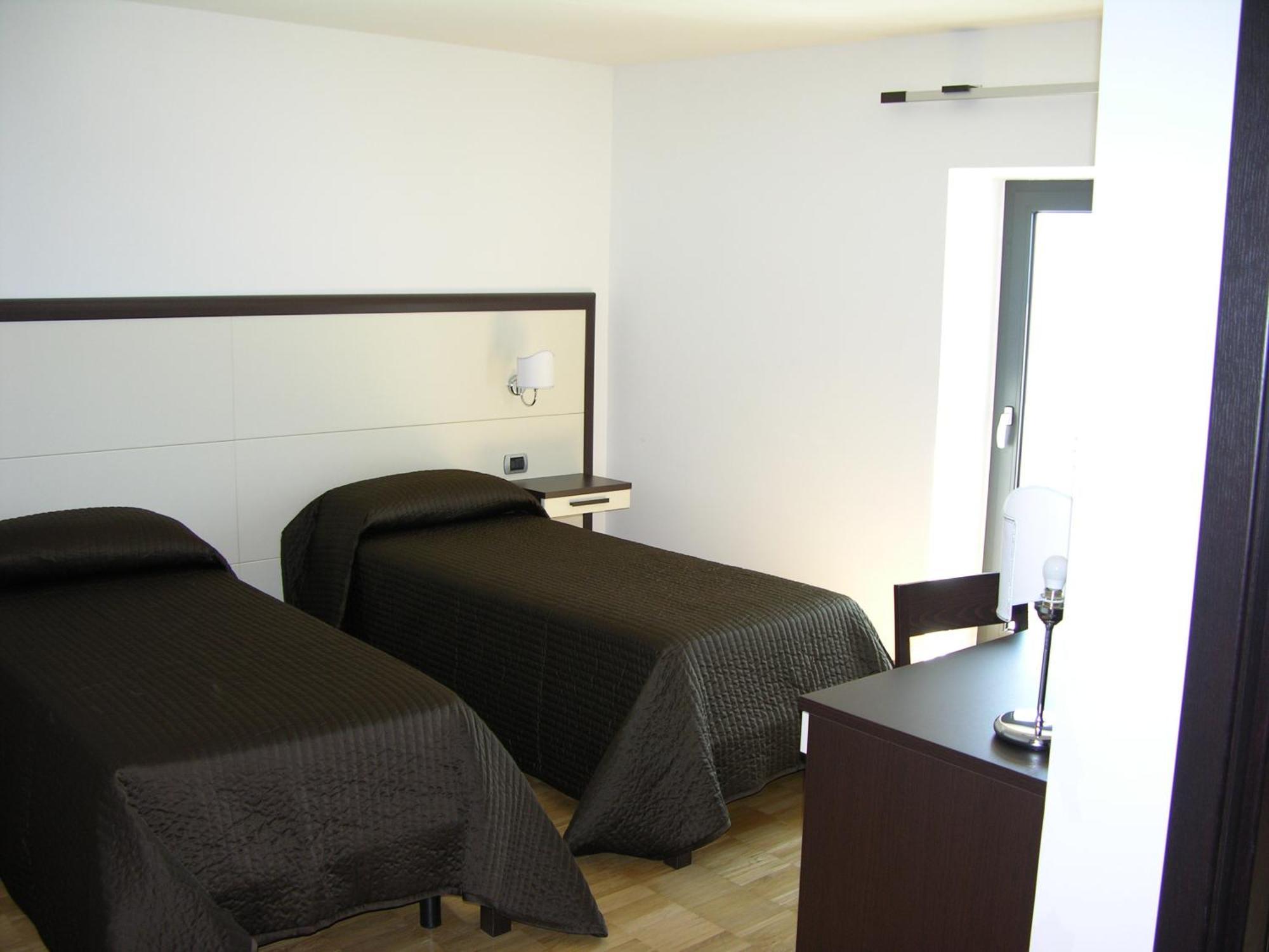 Baja Delle Sirene Bed & Breakfast Taranto Exterior photo